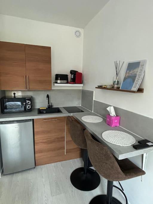 Appartement First à Bourges Extérieur photo